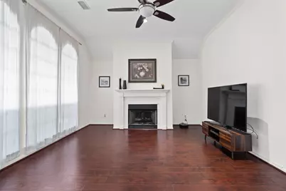 11411 Oak Lake Ridge Court, Sugar Land, TX 77498 - Photo 9