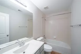 12206 Cove Bluff Ct, Cypress, TX 77433 - Photo 9