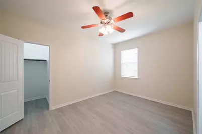 12206 Cove Bluff Court, Cypress, TX 77433 - Photo 15