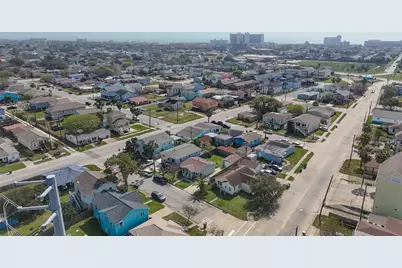 5721 Sylvia Drive, Galveston, TX 77551 - Photo 33
