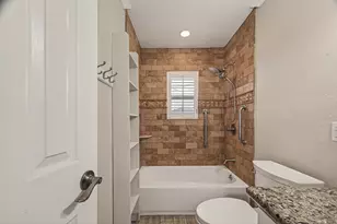 5721 Sylvia Dr, Galveston, TX 77551 - Photo 19