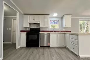 16385 Red Tail Hawk Ct, Conroe, TX 77302 - Photo 9