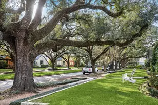 1402 Vassar St, Houston, TX 77006 - Photo 29