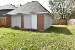 2822 Grants River Cir, Sugar Land, TX 77479 - Photo 37