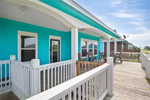 988 Gulf Rd, Crystal Beach, TX 77650 - Photo 25