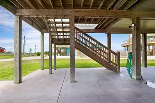 988 Gulf Rd, Crystal Beach, TX 77650 - Photo 27