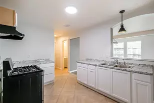 7612 Goudin Dr, Houston, TX 77489 - Photo 11