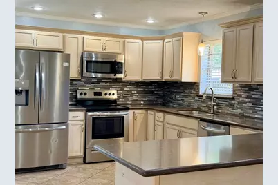214 North Lake, Winnie, TX 77665 - Photo 17