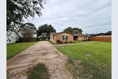 214 North Lake, Winnie, TX 77665 - Photo 47