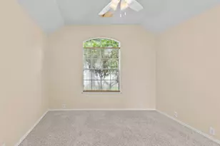 19503 Winding Canyon Ln, Katy, TX 77449 - Photo 9