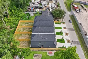 7416 Maxroy St, Houston, TX 77088 - Photo 41