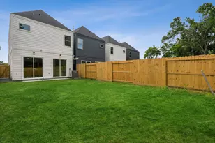 7416 Maxroy St, Houston, TX 77088 - Photo 5