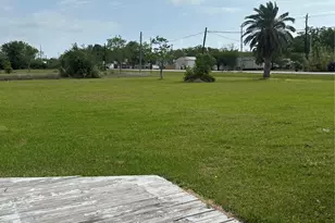 436 9th St, San Leon, TX 77539 - Photo 19