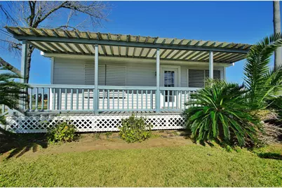 436 9th Street, San Leon, TX 77539 - Photo 3