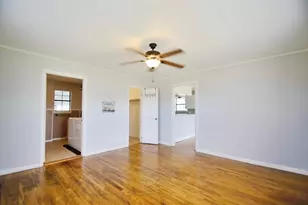 436 9th St, San Leon, TX 77539 - Photo 11