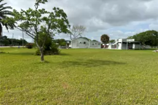 436 9th St, San Leon, TX 77539 - Photo 17