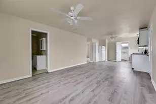 2324 Ave P, Galveston, TX 77550 - Photo 5