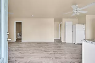 2324 Ave P, Galveston, TX 77550 - Photo 7