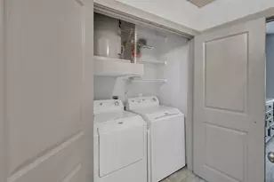 1901 Post Oak Blvd, Houston, TX 77056 - Photo 11