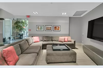 1901 Post Oak Boulevard #4108, Houston, TX 77056 - Photo 17