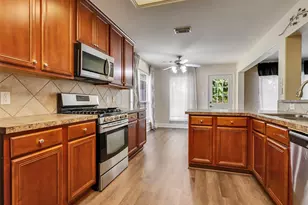 4203 Keystone Tr, Pearland, TX 77584 - Photo 7