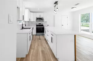 1011 Crossfield Dr, Katy, TX 77450 - Photo 5