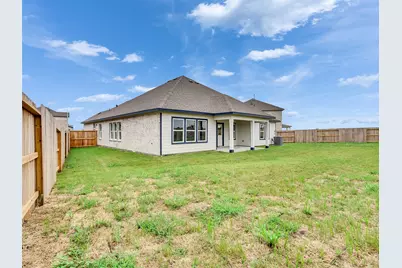 3222 Emerald Hills Drive, Angleton, TX 77515 - Photo 27