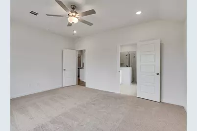 3222 Emerald Hills Drive, Angleton, TX 77515 - Photo 17