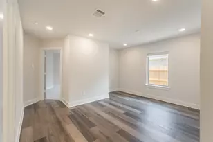 10289 S Goshawk Trl, Conroe, TX 77385 - Photo 25