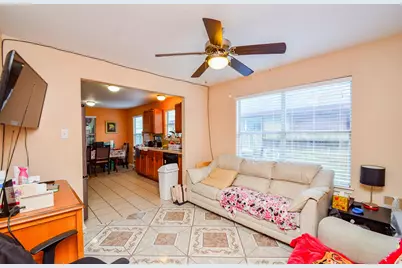 6039 Lark Haven Lane, Houston, TX 77085 - Photo 9