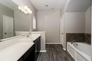 7876 Galleon Field Ln, Cypress, TX 77433 - Photo 17