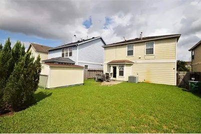 2642 Skyview Trace Court, Houston, TX 77047 - Photo 27