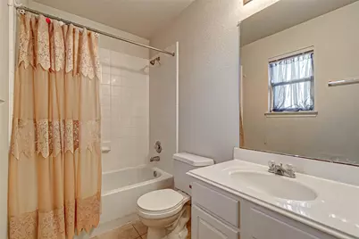 2642 Skyview Trace Court, Houston, TX 77047 - Photo 25