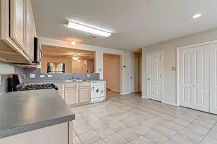 2642 Skyview Trace Ct, Houston, TX 77047 - Photo 13