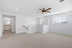 10103 Goldcrest St, Houston, TX 77076 - Photo 13