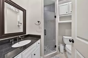 128 Drew St, Houston, TX 77006 - Photo 33