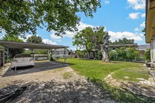528 Caplin St, Houston, TX 77022 - Photo 15