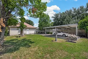 528 Caplin St, Houston, TX 77022 - Photo 17