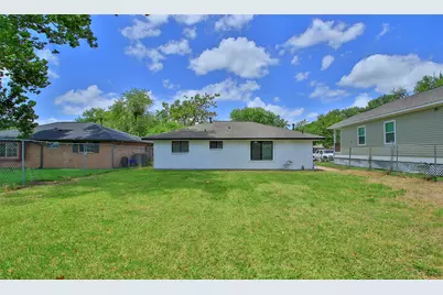 11058 Vailview Drive, Houston, TX 77016 - Photo 27