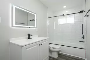 11058 Vailview Dr, Houston, TX 77016 - Photo 17