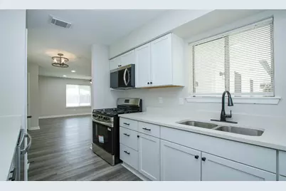 11058 Vailview Drive, Houston, TX 77016 - Photo 13