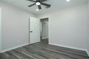 11058 Vailview Dr, Houston, TX 77016 - Photo 21