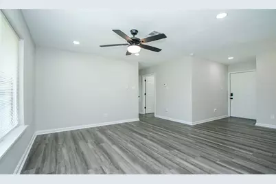 11058 Vailview Drive, Houston, TX 77016 - Photo 9