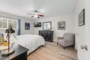 3224 Timmons Ln, Houston, TX 77027 - Photo 9