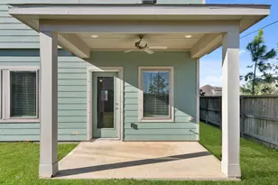 1203 Lancer Leap Dr, Alvin, TX 77511 - Photo 33