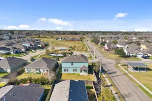 1203 Lancer Leap Dr, Alvin, TX 77511 - Photo 35