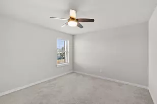 1203 Lancer Leap Dr, Alvin, TX 77511 - Photo 25