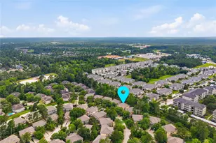 71 S Burberry Park Cir, The Woodlands, TX 77382 - Photo 31