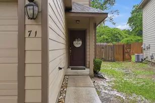 71 S Burberry Park Cir, The Woodlands, TX 77382 - Photo 3