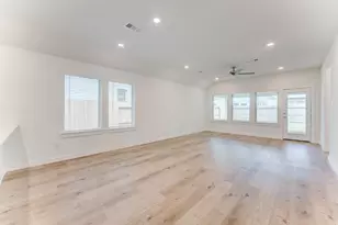 312 Gambels Quail Rd, Waller, TX 77484 - Photo 9